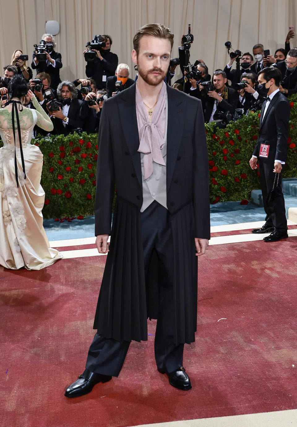 Самые запоминающиеся наряды звезд на Met Gala 2022 года