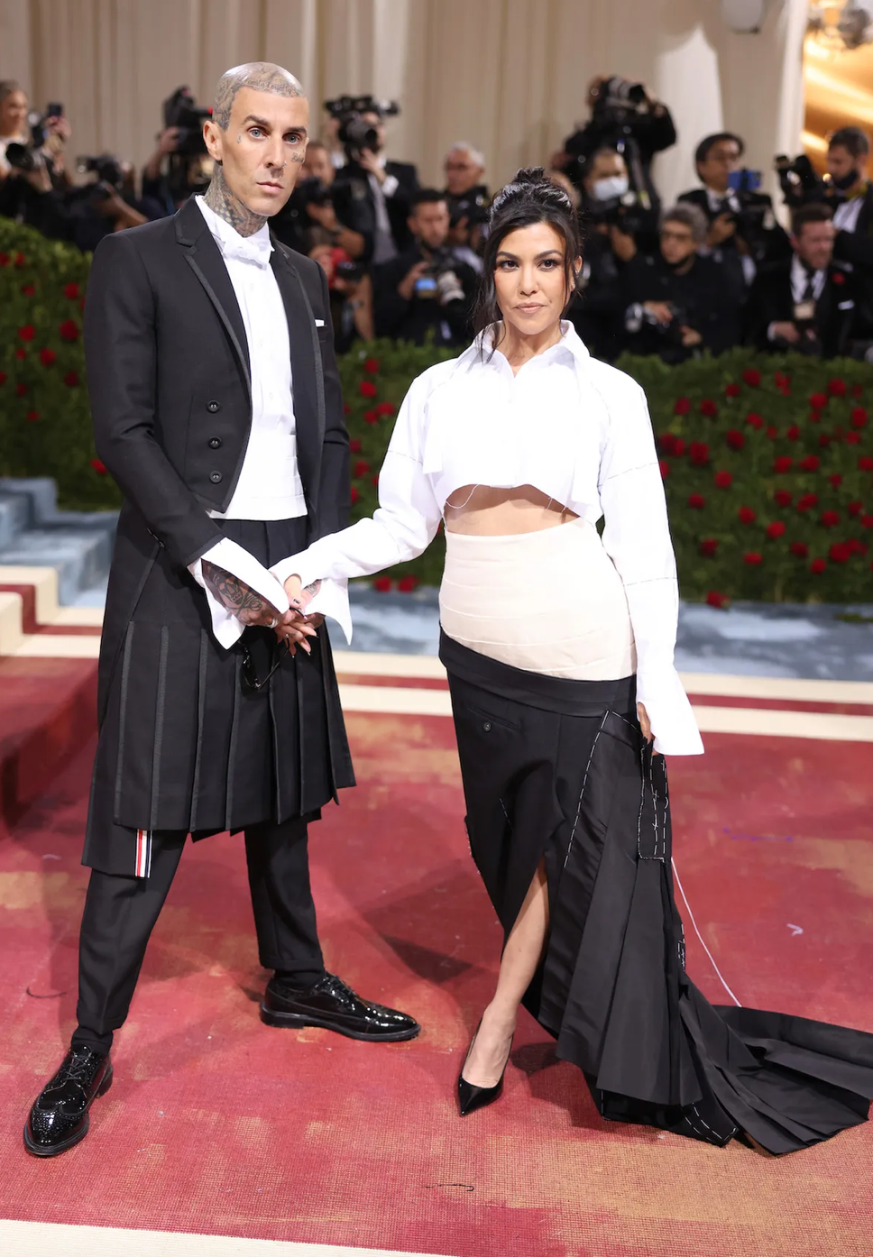 Самые запоминающиеся наряды звезд на Met Gala 2022 года