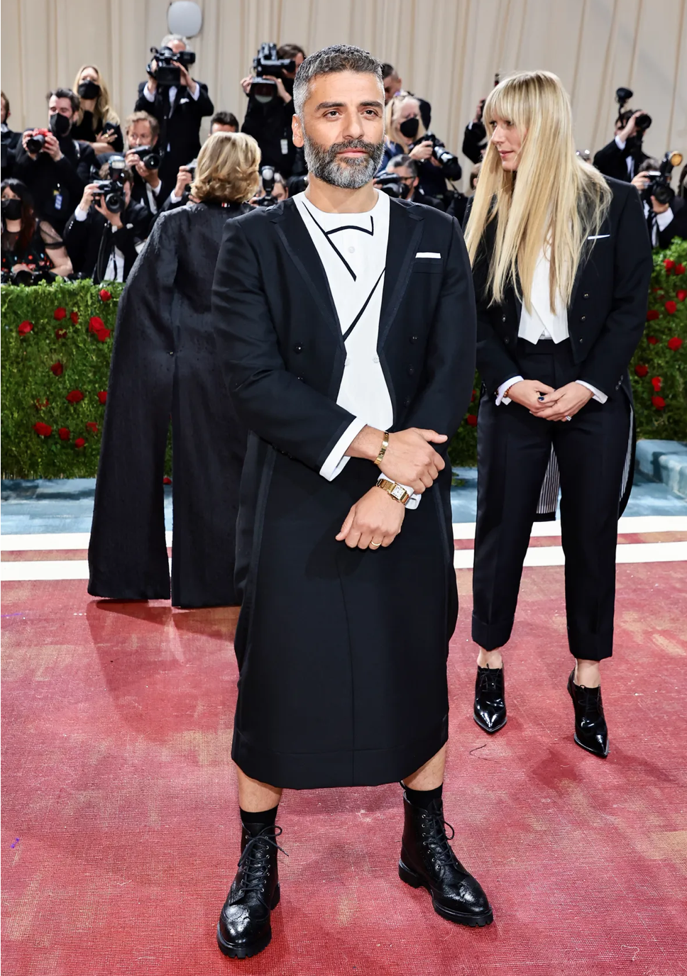 Самые запоминающиеся наряды звезд на Met Gala 2022 года