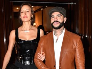 «Убийственно хороша»: пассия Тимати загорает голышом, хвастаясь безупречным телом