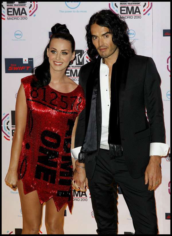 Знаменитости, которые связали свою жизнь с поклонниками