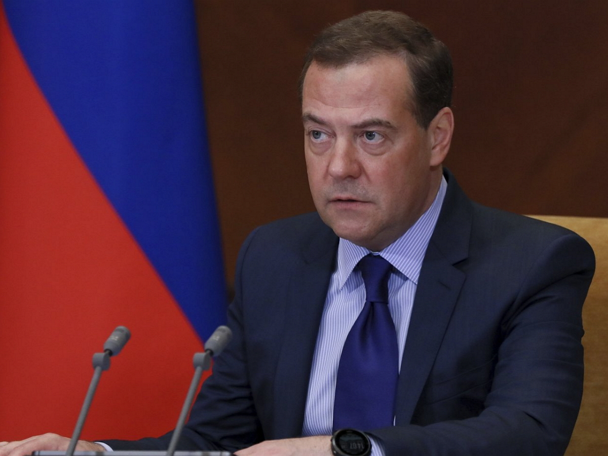 Медведев пригрозил Литве «очень жестким» ответом на запрет транзита в Калининград