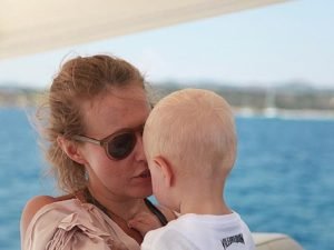 Ксения Собчак отдает 5-летнего сына в школу, заплатив 2,5 млн рублей в год