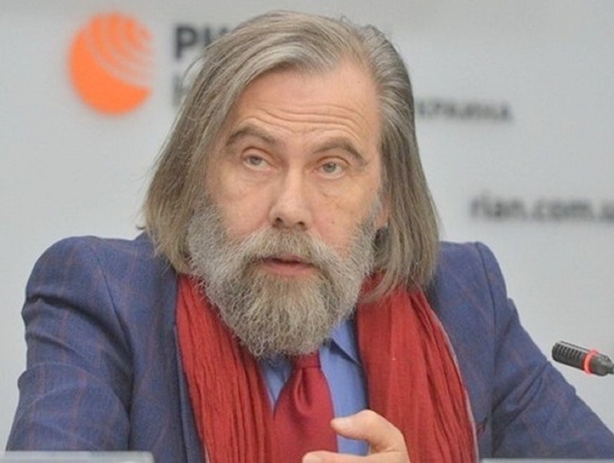 Против политтехнолога Погребинского на Украине возбудили дело о госизмене