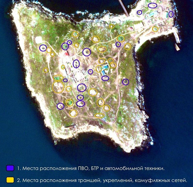 Укрепления и военные объекты остров Змеиный