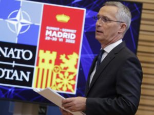 Столтенберг о НАТО у границ России