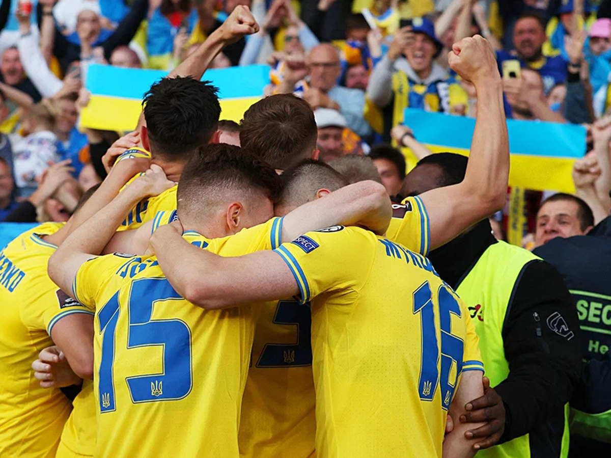 Футбол Украина