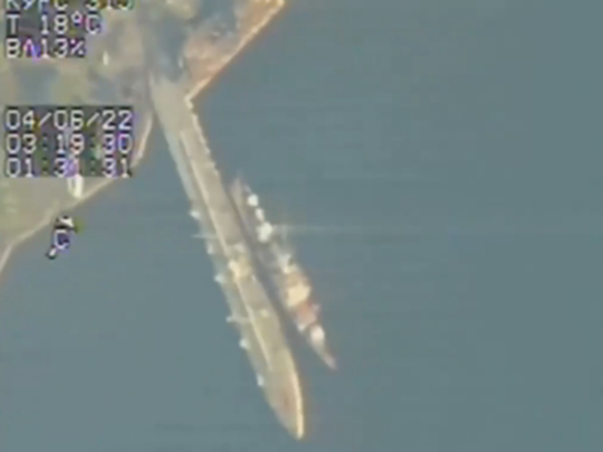 Опубликовано видео уничтожения кораблей ВСУ под Николаевом