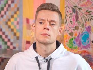 Юрий Дудь* подал иск к Минюсту из-за признания его иноагентом