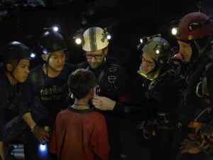 Amazon представил трейлер фильма о детях, застрявших в пещере Таиланда во время наводнения