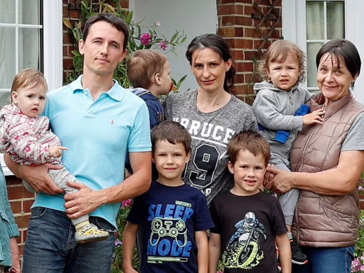 Британский офицер выгнал семью из Украины