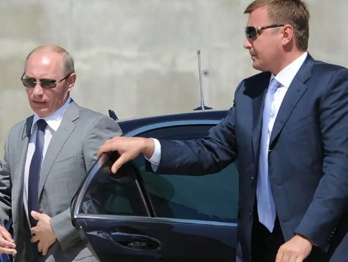 «Сидели по 200-250 дней»: карантин для чиновников перед встречей Путина сократили
