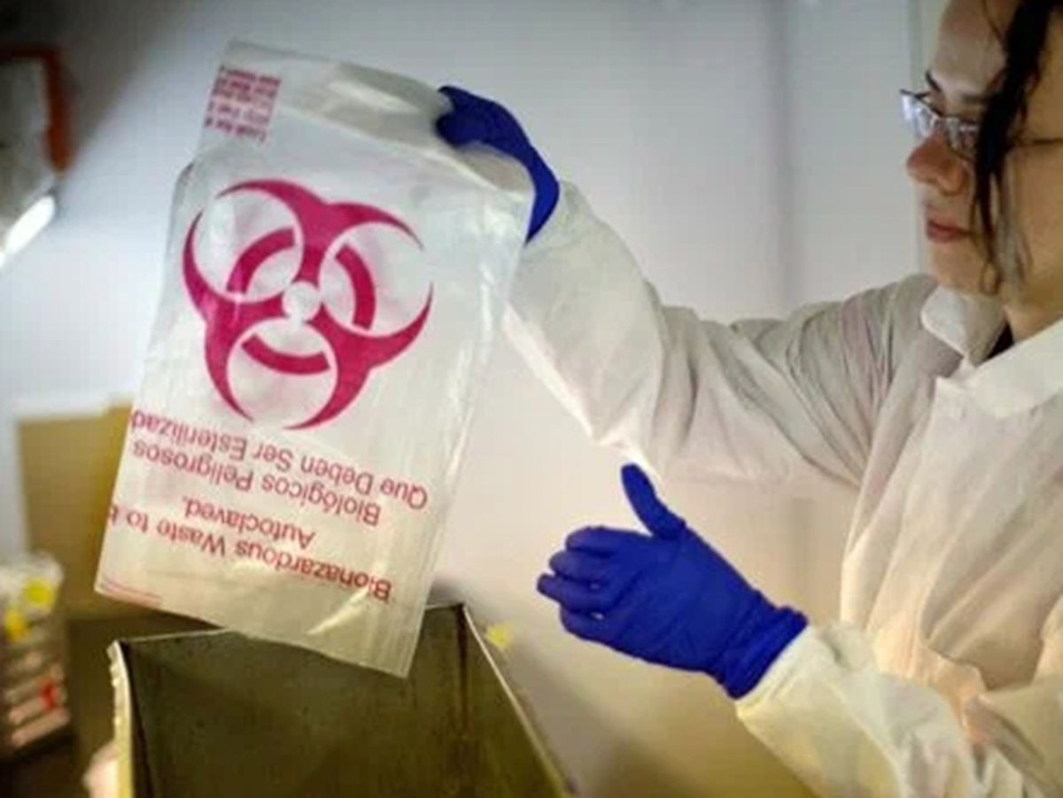 Минобороны РФ рассказало о деятельности “дочки” Пентагона на Украине по изучению Эболы