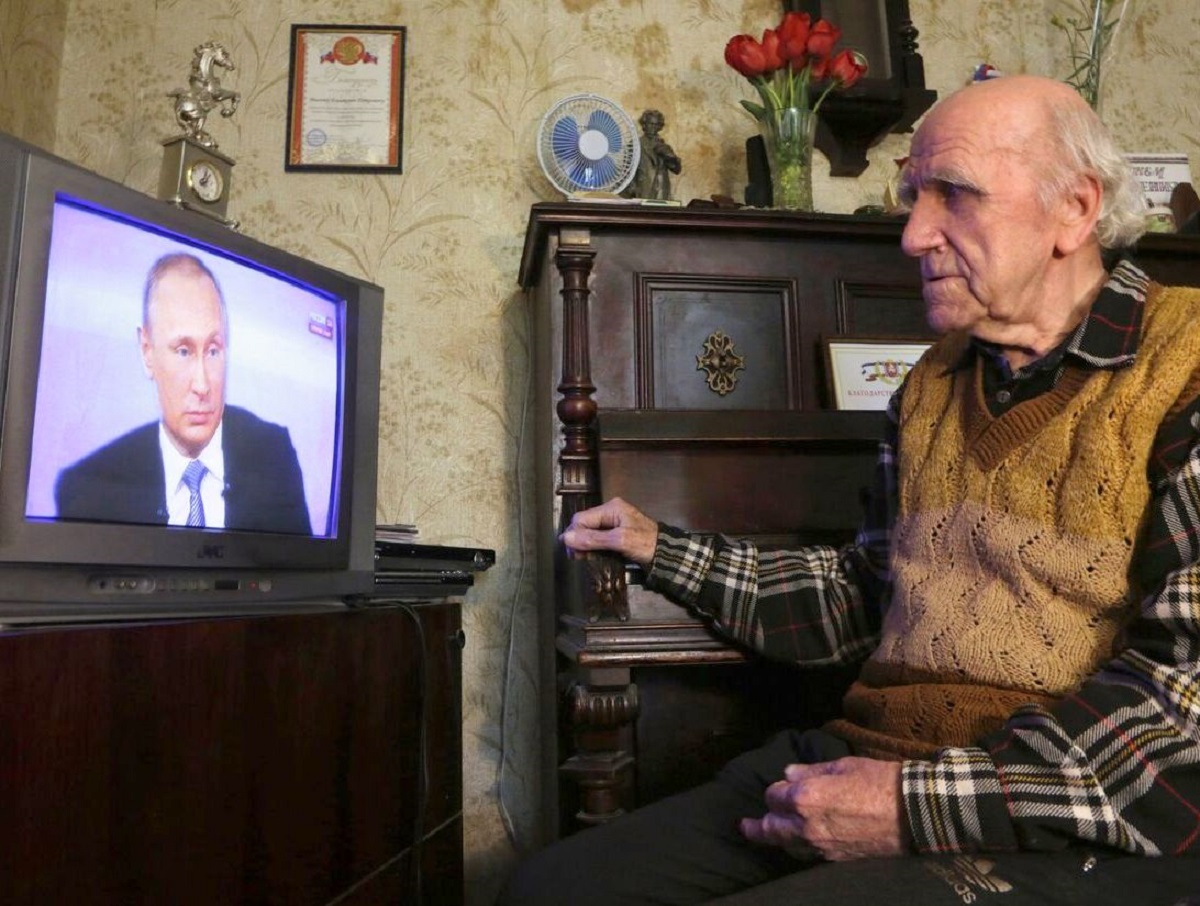 Ночная экстренная проверка система оповещения по телевидению напугала россиян