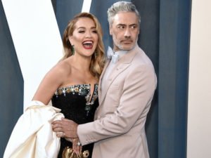 Звездные пары, которые вызывают удивление своим союзом