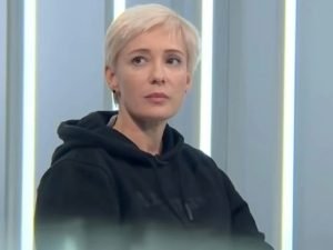 «Меня выгодно пнуть»: Чулпан Хаматова обвинила коллег из России в предательстве
