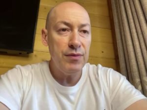 СМИ: Дмитрия Гордона* не выпустили из Украины, его обвинят в госизмене