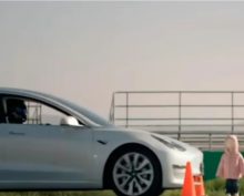 Автопилот Tesla с треском провалил испытания