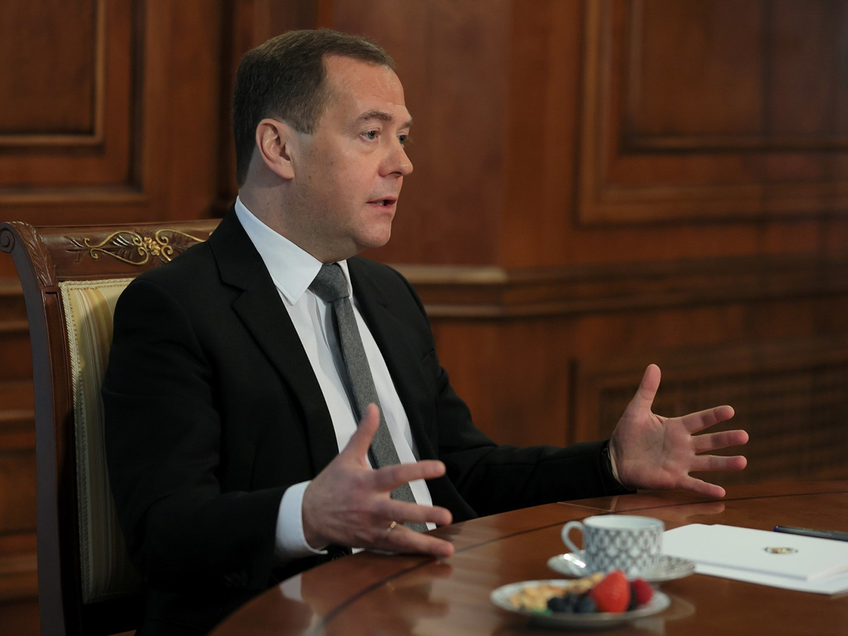 Медведев назвал четыре условия применения РФ ядерного оружия и главную причину начала СВО