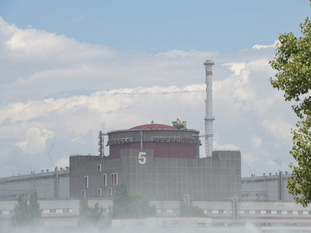 Удары ВСУ по Запорожской АЭС чреваты катастрофой: погибнет все живое в радиусе 130 км