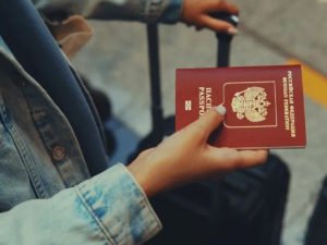 Девять страны запрет на визы россиянам