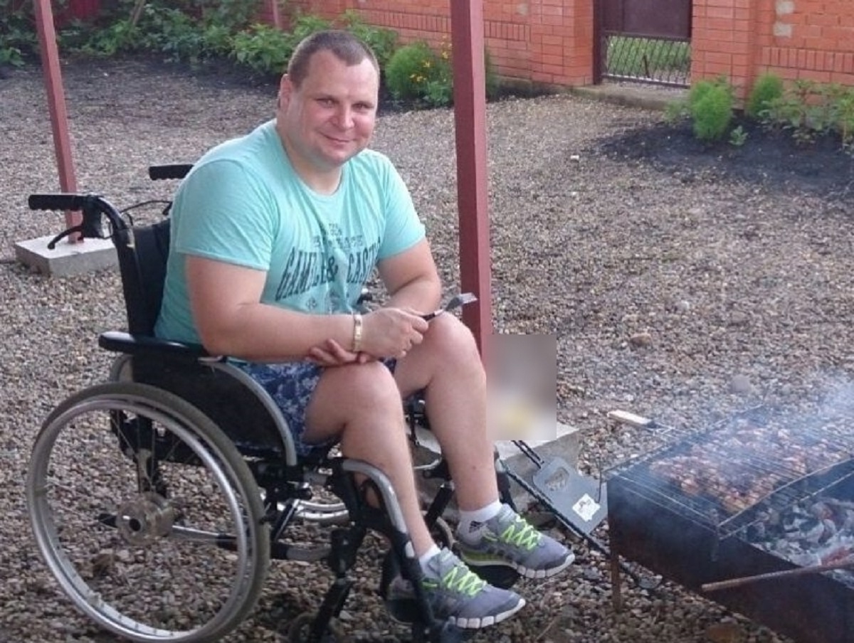 В Адыгее призвали инвалида-колясочника, а в Москве парня после 12 операций