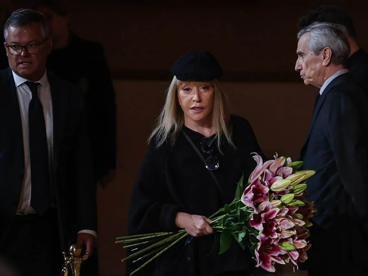 Пугачева пришла на похороны Горбачева