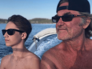 Звезды, которые уже стали бабушками и дедушками