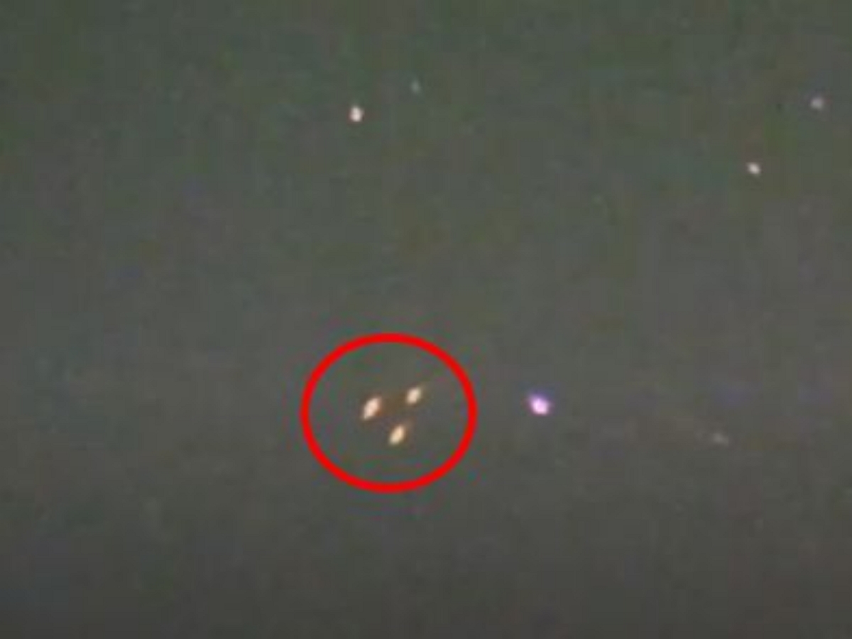 НЛО повторно посетили небо Канады и попали на видео