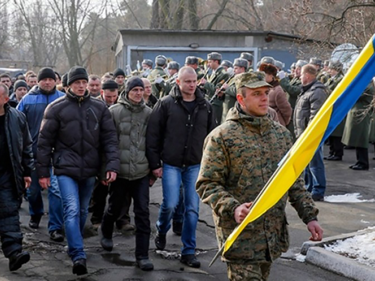 СМИ: Украина планирует начать массовую мобилизацию в ответ на частичную в России