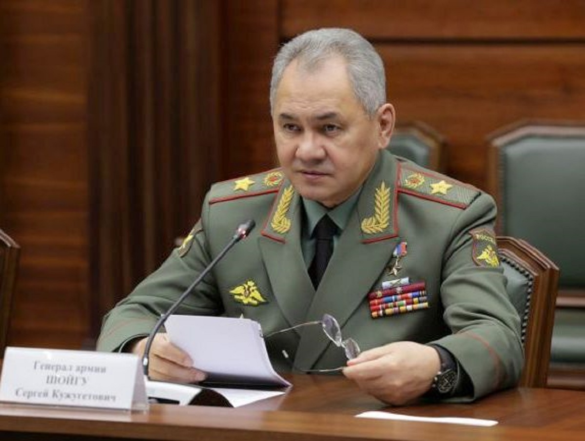 Шойгу заявил о 200 тысячах мобилизованных россиянах, прибывших в армию