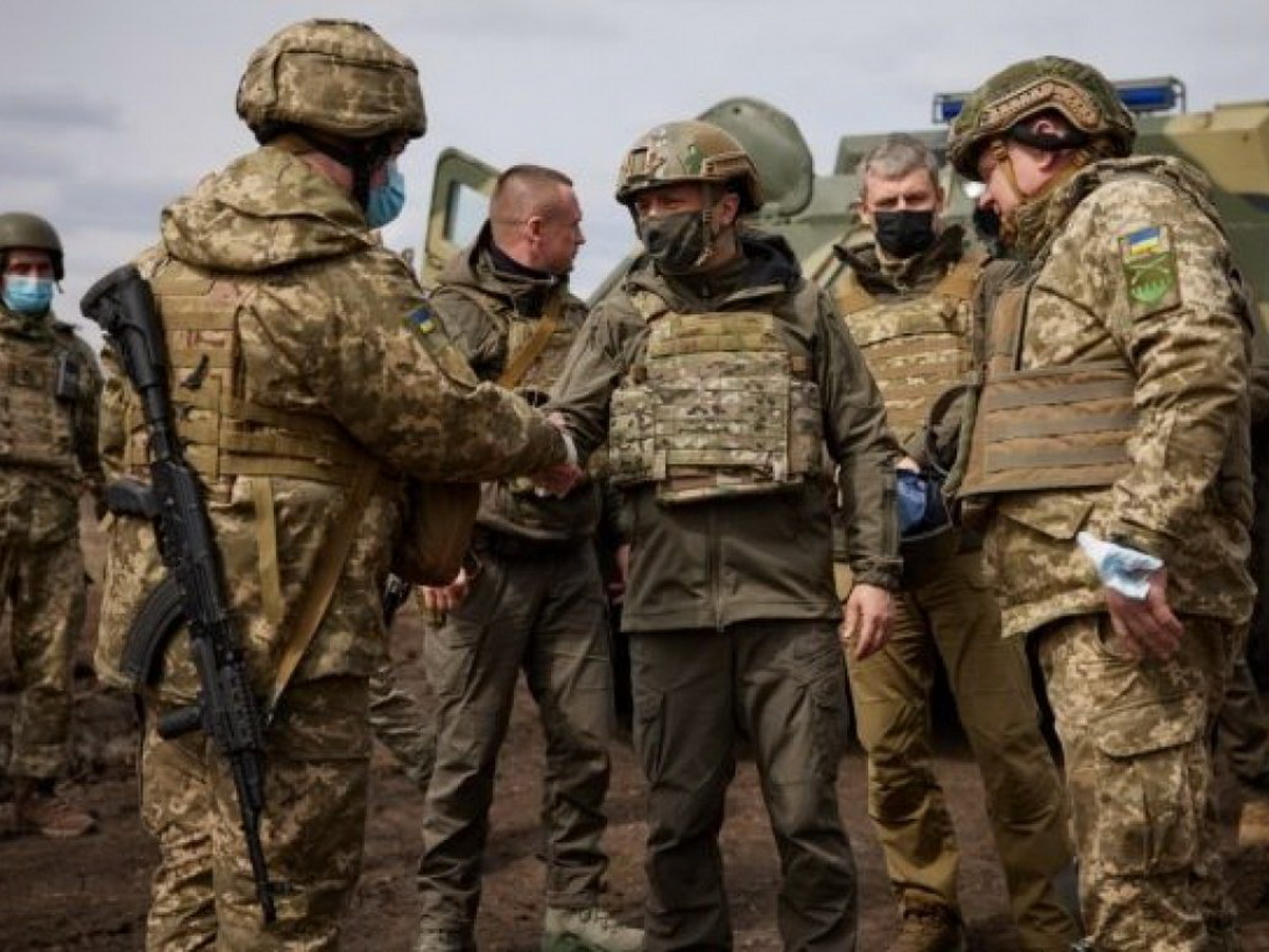 ВСУ готовят наступление, перебрасывая войска на юг Украины (ФОТО, ВИДЕО)