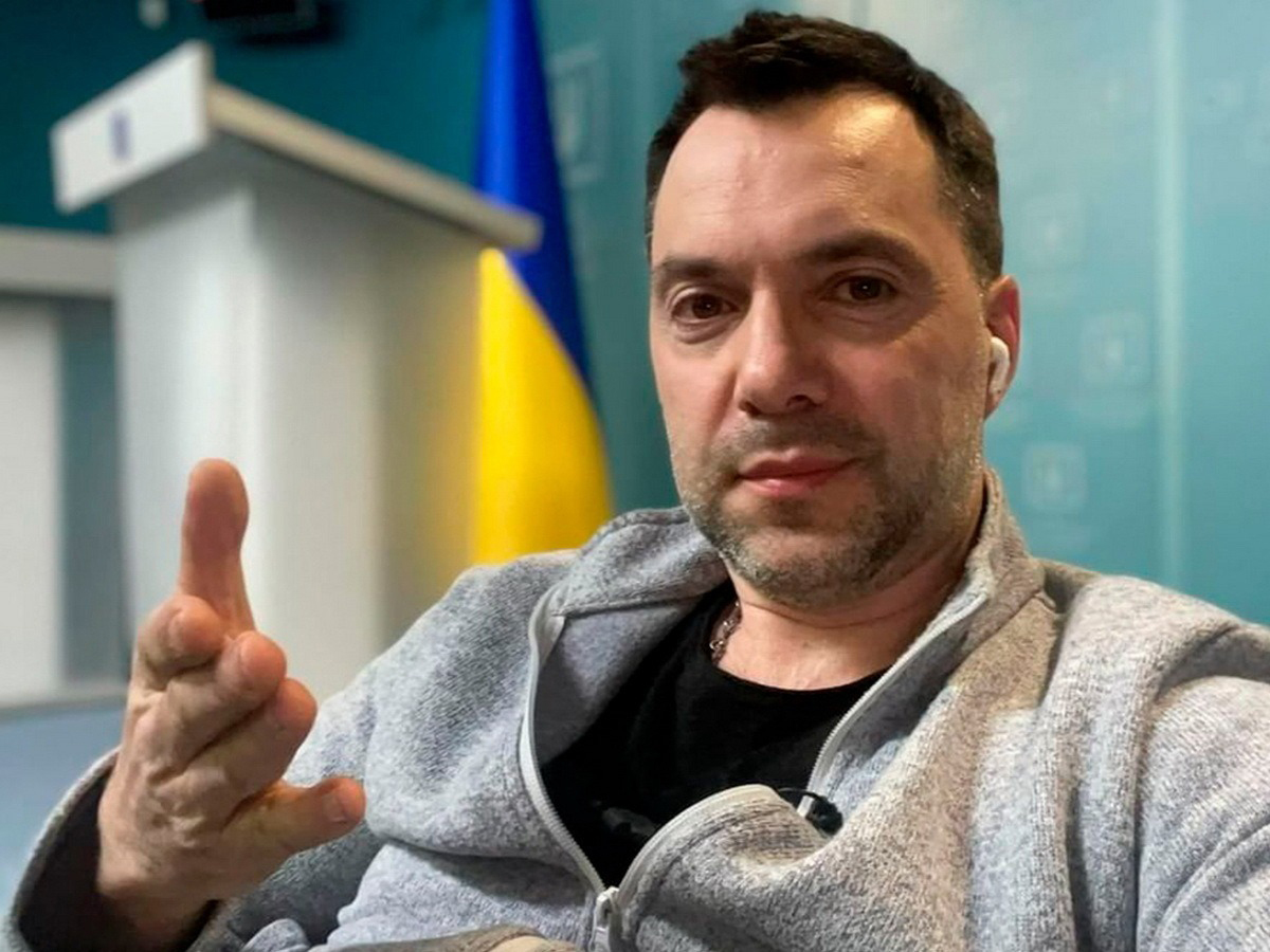 Арестович объяснил, почему не было анонсированного массового ракетного удара по Украине