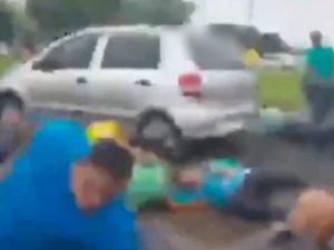 В Бразилии толпа врезалась в толпу, задавив 17 человек