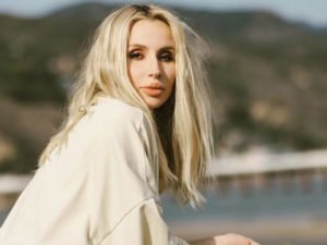 Лобода в список нежелательных лиц в Литве