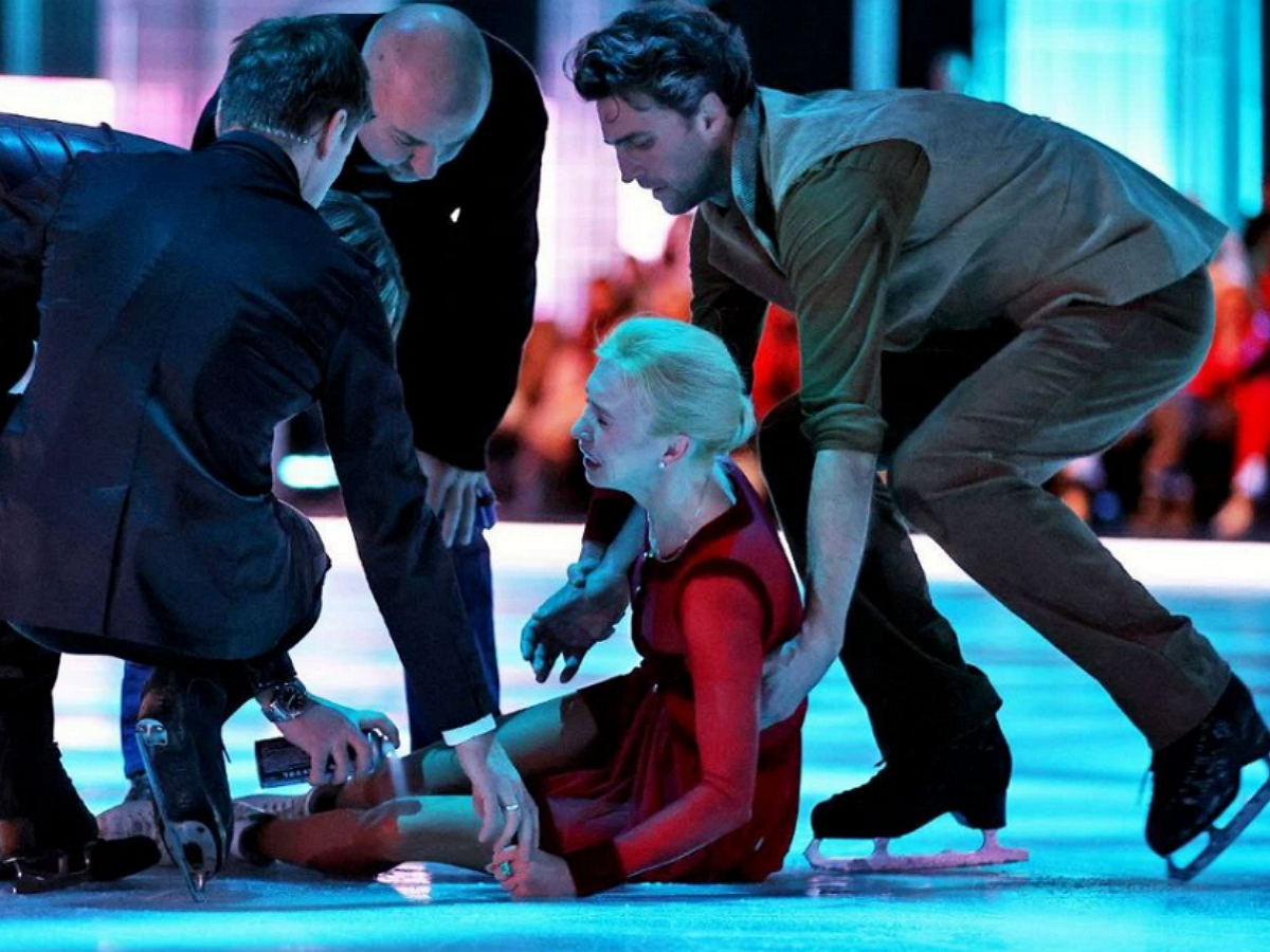 Тотьмянина травмировала колено во время шоу «Ледниковый период»