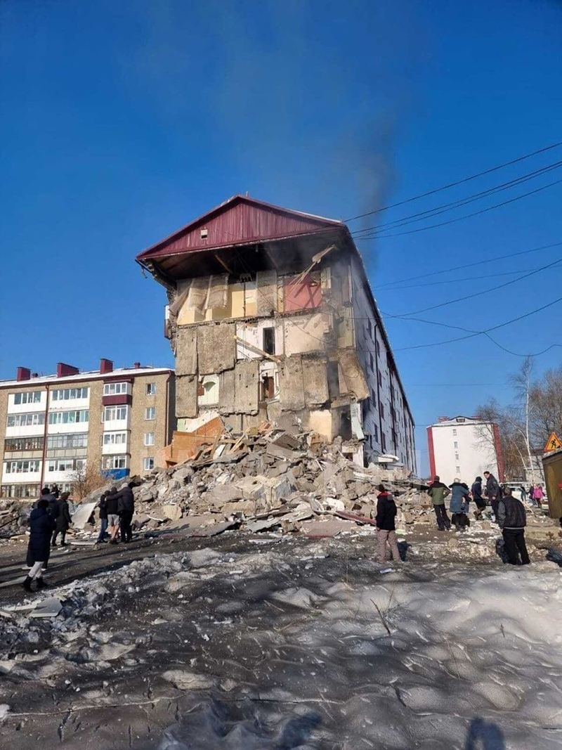 Опубликовано видео взрыва жилого дома на Сахалине: рухнул этаж с первого по пятый, 7 человек погибли (ФОТО, ВИДЕО)