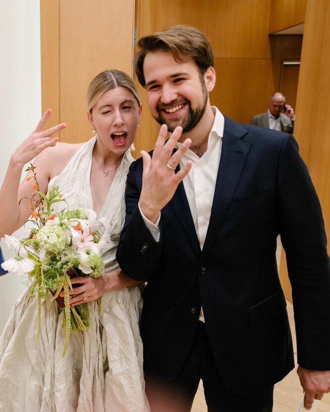 Звездные свадьбы, которые отмечали в 2022 году