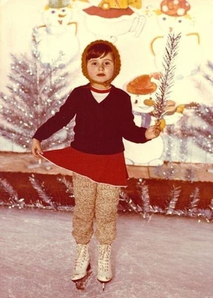 Новогодние фотографии звезд в детстве