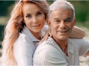 71-летний Олег Газманов снялся в эротической фотосессии с женой, ошарашив поклонников