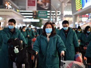 Китай открывает границы 9 января, несмотря на миллионы зараженных COVID-19 граждан