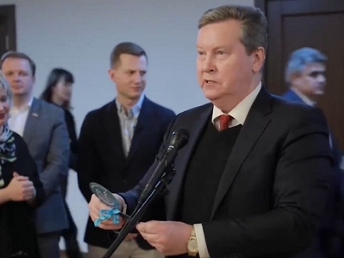 Депутат Нилов пообещал мальчику Вове из Киева ракеты на Новый год
