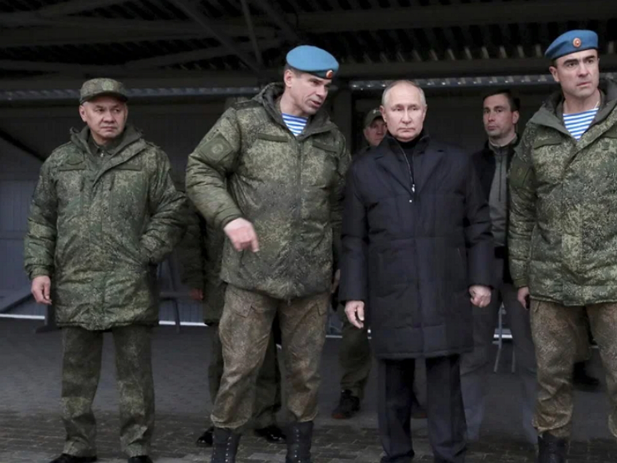 Владимир Путин посетил зону СВО