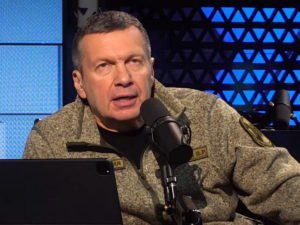 Соловьев высказал восхищение Бузовой и раскритиковал Собчак