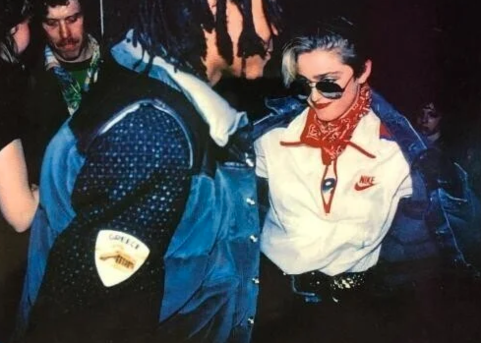 Откровенные и безумные 80-е в нарядах звезд