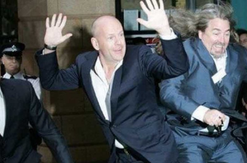 Фото знаменитостей, которые они хотели бы забыть