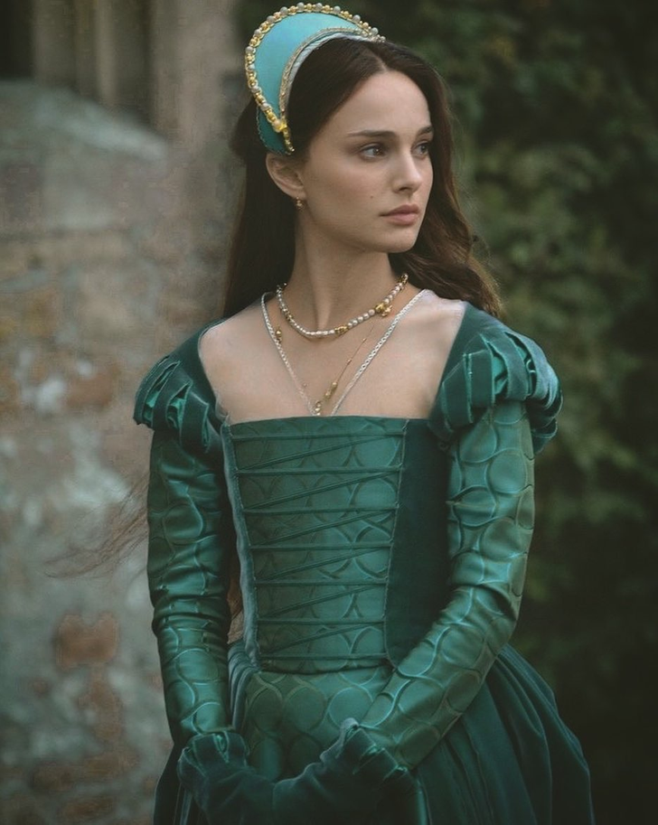 20 cамых красивых женщин всех времен по мнению обычных людей