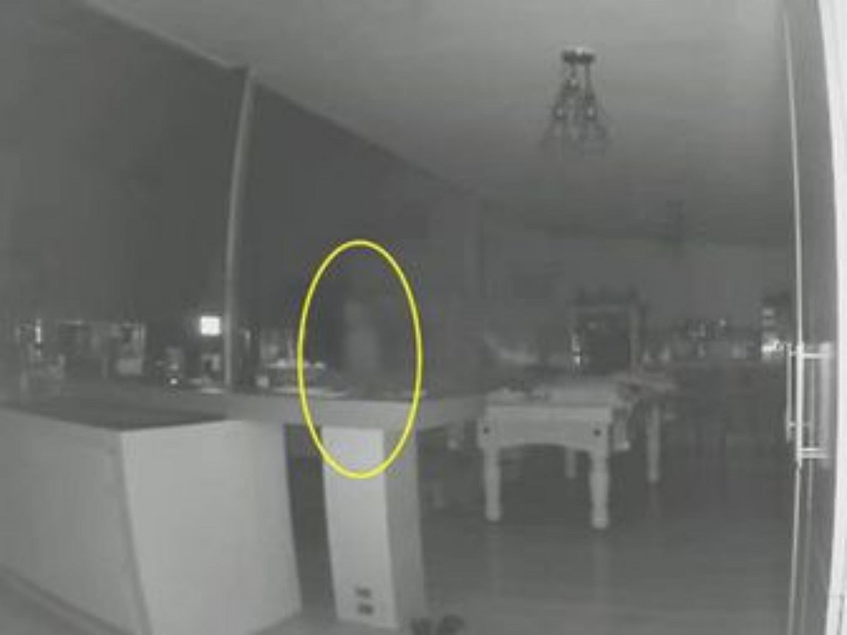 Призраки существуют или нет. Мистические существа страшные. Маша убитый призрак. Маша убитый призрак. Маша убитый призрак.