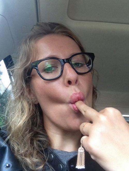 Фото знаменитостей, которые они хотели бы забыть