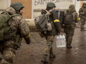 APF: США рекомендовали Киеву вывести ВСУ из Артемовска